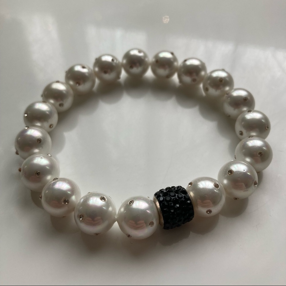 Freshwater pearl bracelet